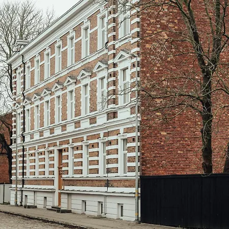 Red Brick Retreat * Liepāja